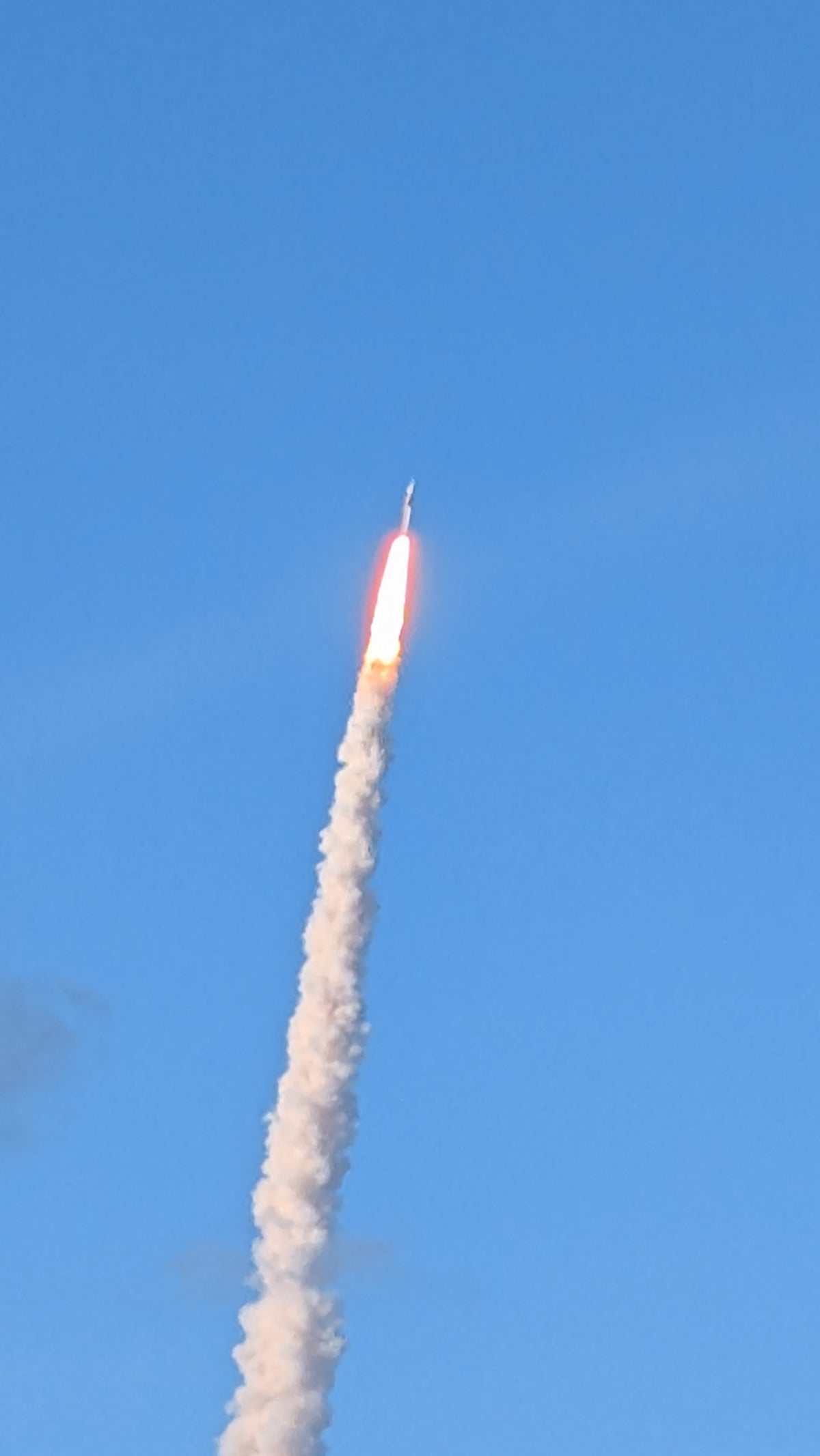 Artemis II Launch: The Thunder of Tomorrow: My Night Under the Artemis Moon